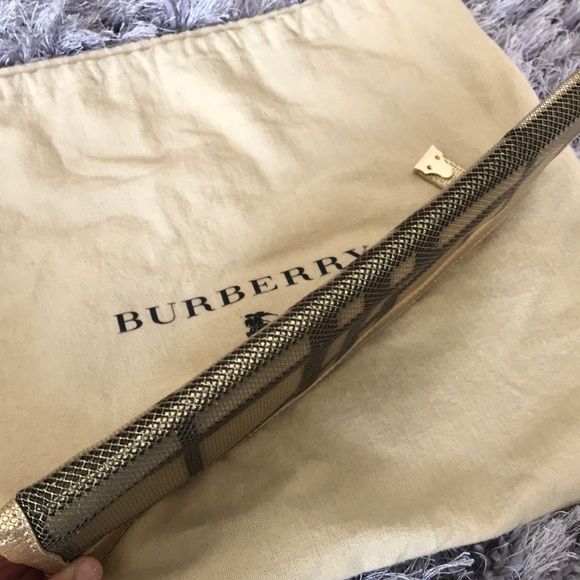 Burberry Clutch - Picture 7 of 8